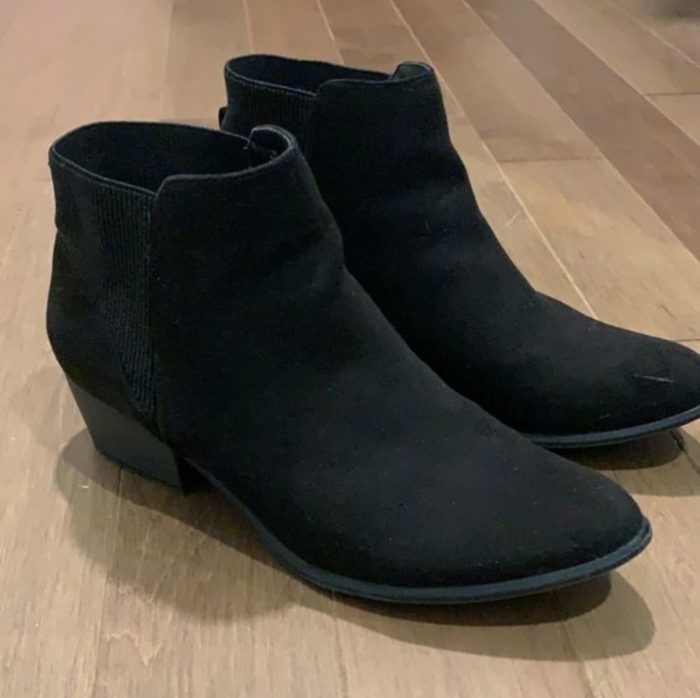 Union bay black booties